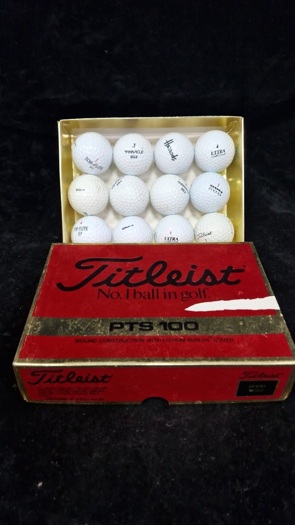 Set N 12 Palline Da Golf Title